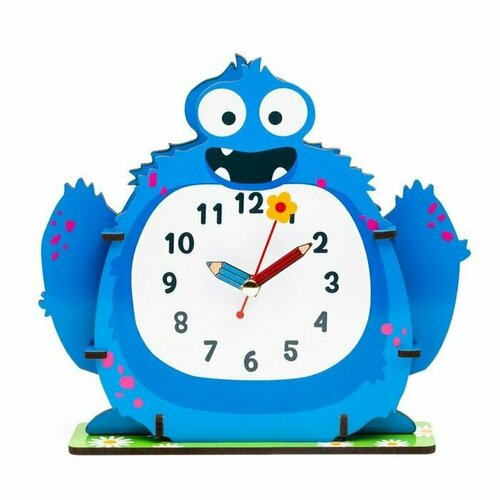 Часы настольные 1800₽