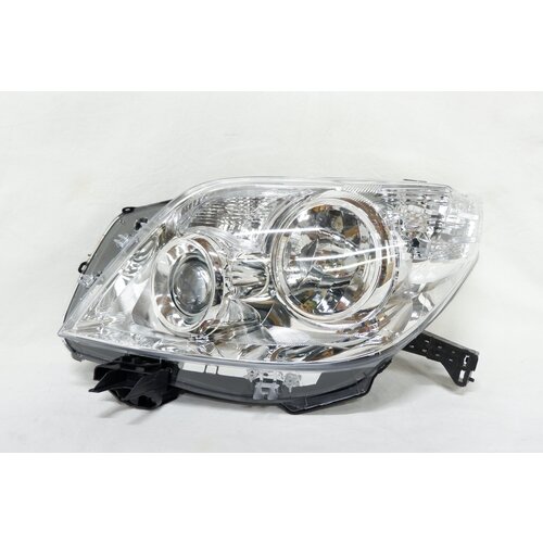 Фара левая Toyota Land Cruiser Prado 150 2009-2013 8115060D80
