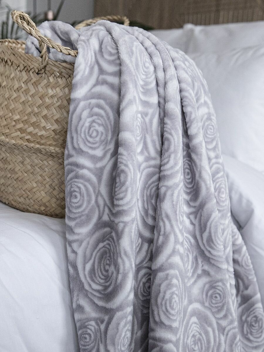 фото Плед плюшевый 180х200 см на кровать , покрывало, "Империал", серый