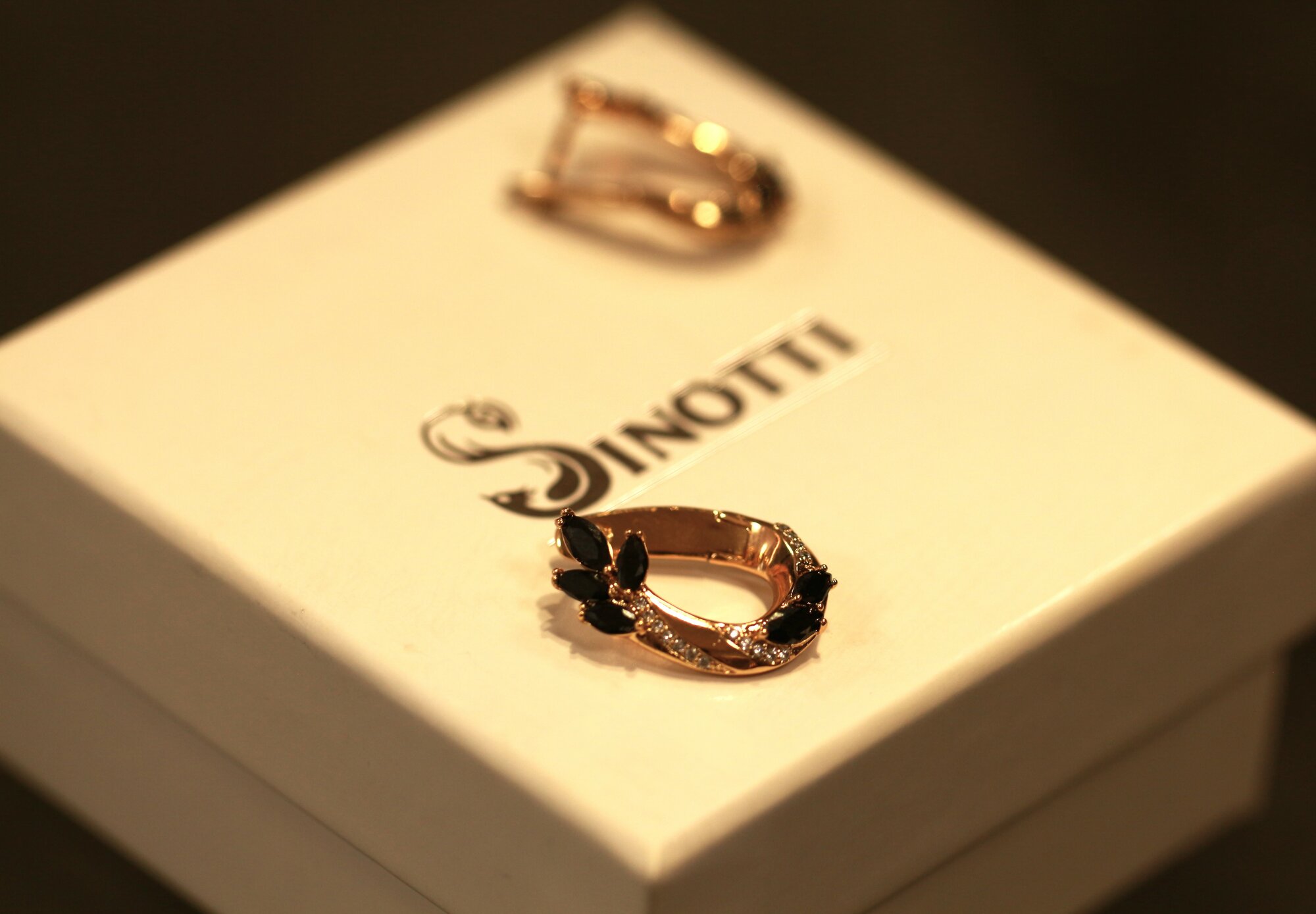 Серьги FIORI DI GIULIETTA «Цветы Джульетты» (Black) — фото 1