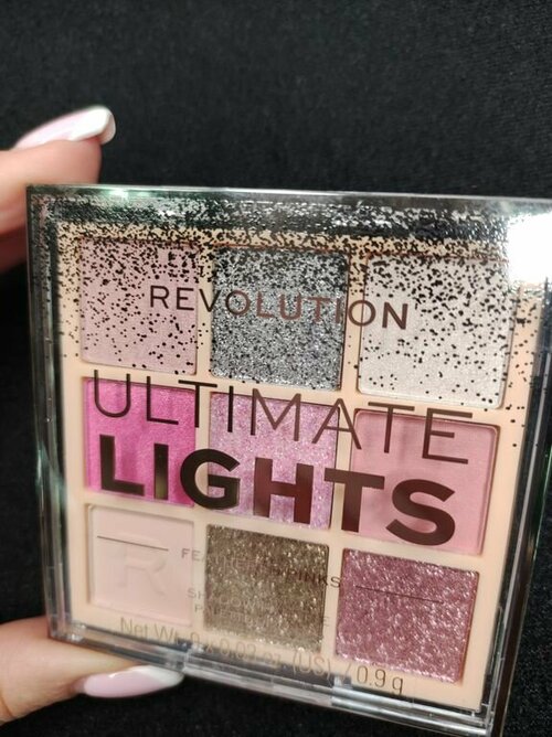 Revolution Makeup Тени для век Ultimate Light Feathered Pinks