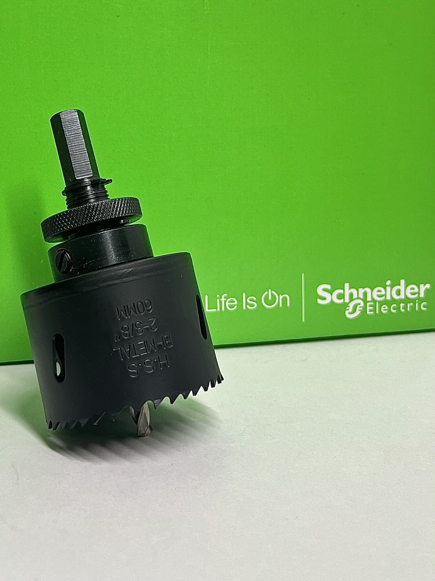 КОРОНКА ДЛЯ РОЗЕТОЧНЫХ БЛОКОВ D60 мм Schneider Electric - фото №1