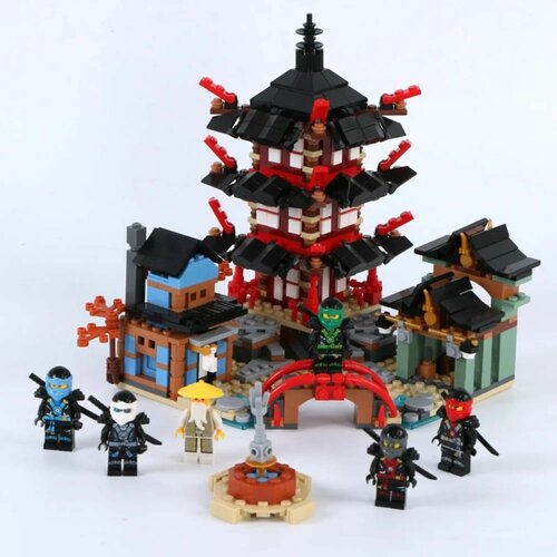 Конструктор для мальчиков и девочек большой Ninja 76013 Ниндзяго, Ниндзя Храм Аэроджицу