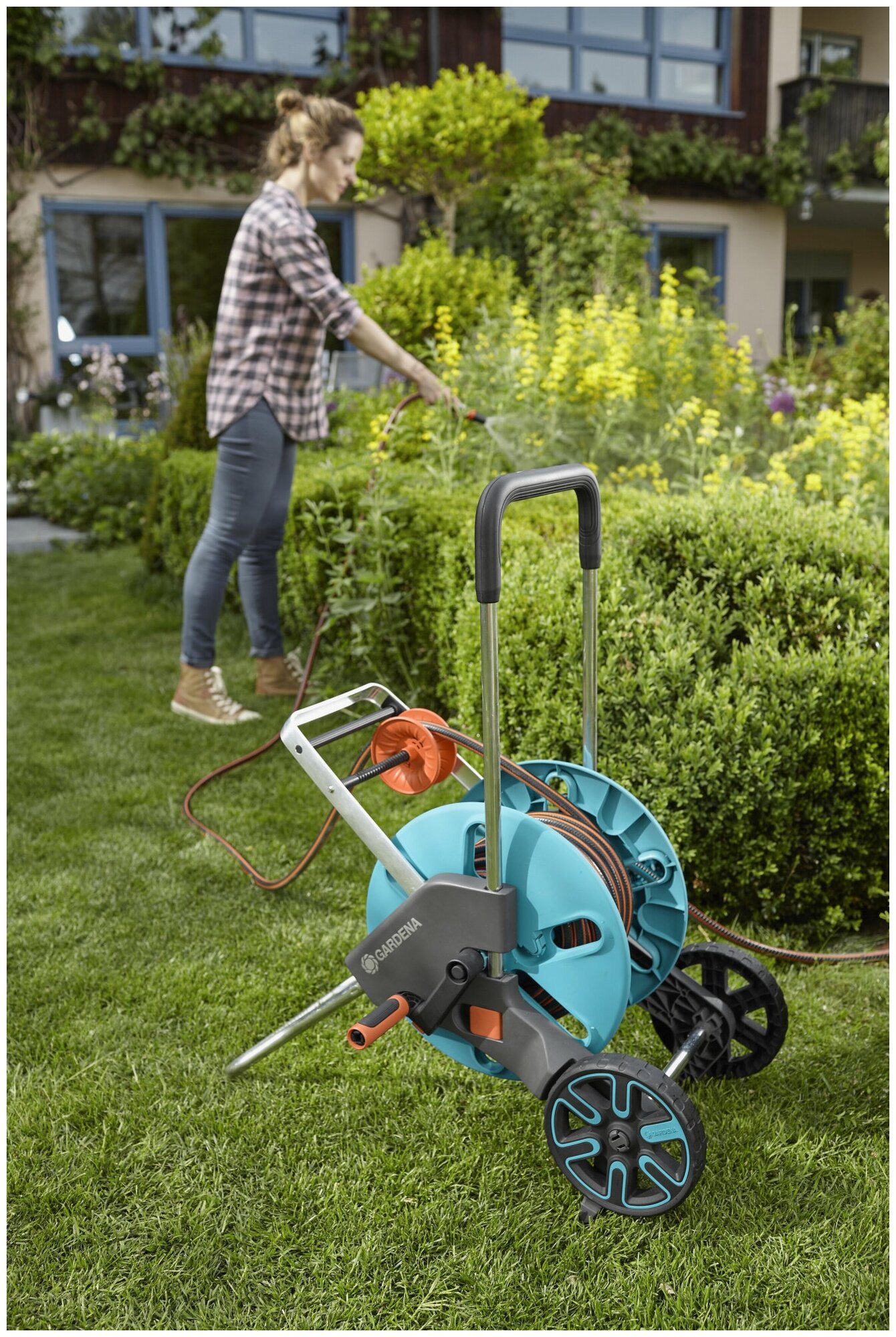 Тележка для шланга Gardena CleverRoll M Easy голубой/серый шланг в компл. 20м (18517-20.000.00) - фото №13