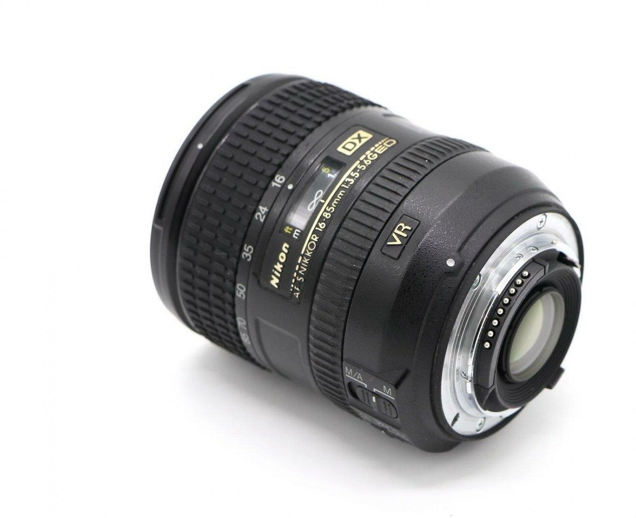 Nikon 16-85mm f/3.5-5.6G ED VR AF-S DX Nikkor