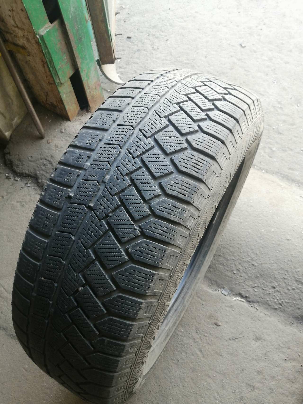 235/65 R17 108T Gislaved Soft Frost 200 SUV