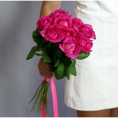 Розовые розы 51 штука, «Адрика» 40 см под ленту Россия(большой бутон)