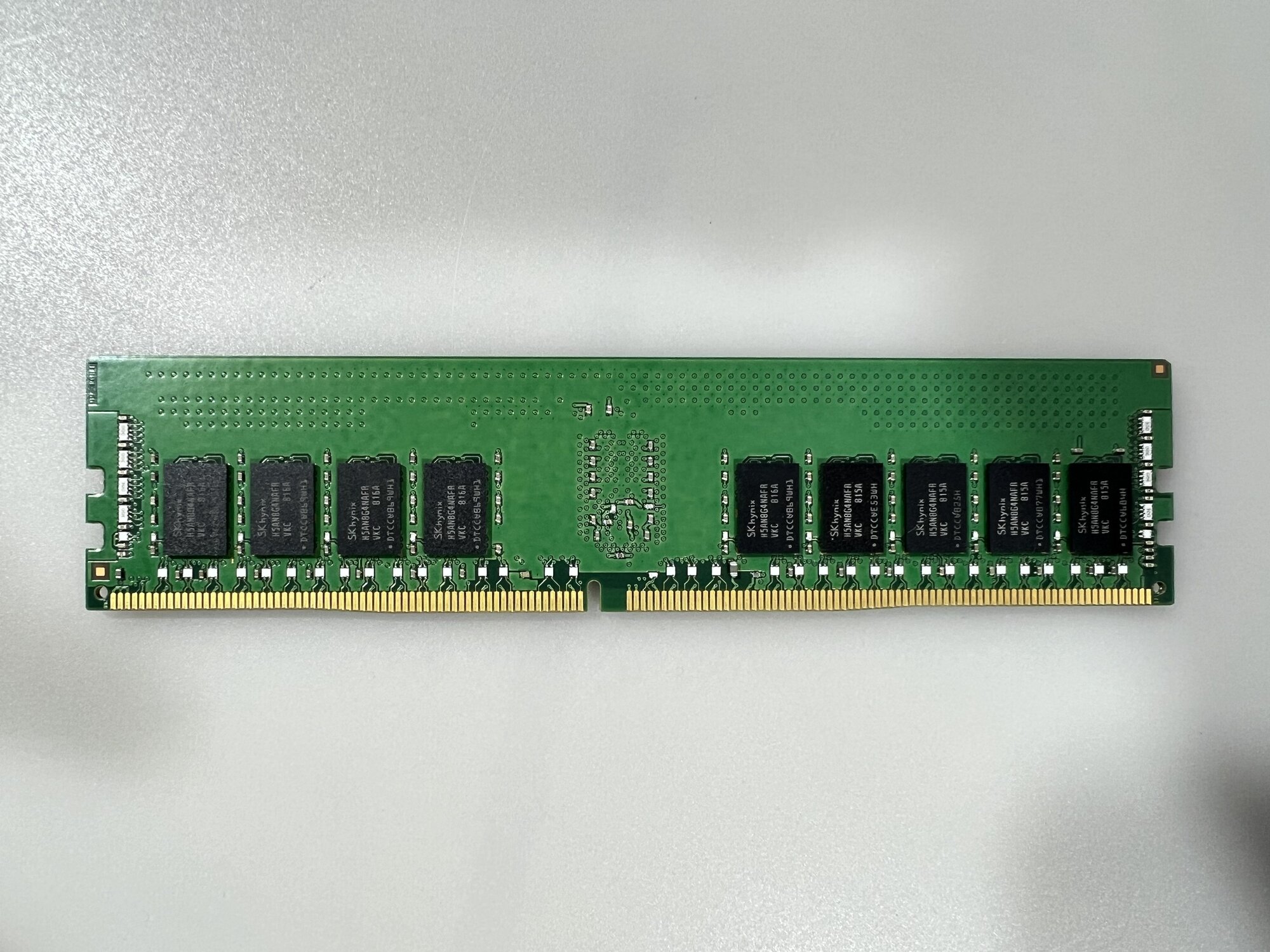 Модуль памяти Lenovo TS TCh ThinkSystem 16GB TruDDR4 2666 MHz (1Rx4 1.2V) RDIMM (SN550/SN850/SD530/SR850/SR530/SR550/SR650/ST550/SR950/SR63 - фото №2