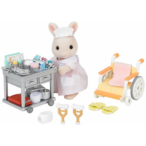 Игровой набор Sylvanian Families Медсестра с аксессуарами 2816/5094