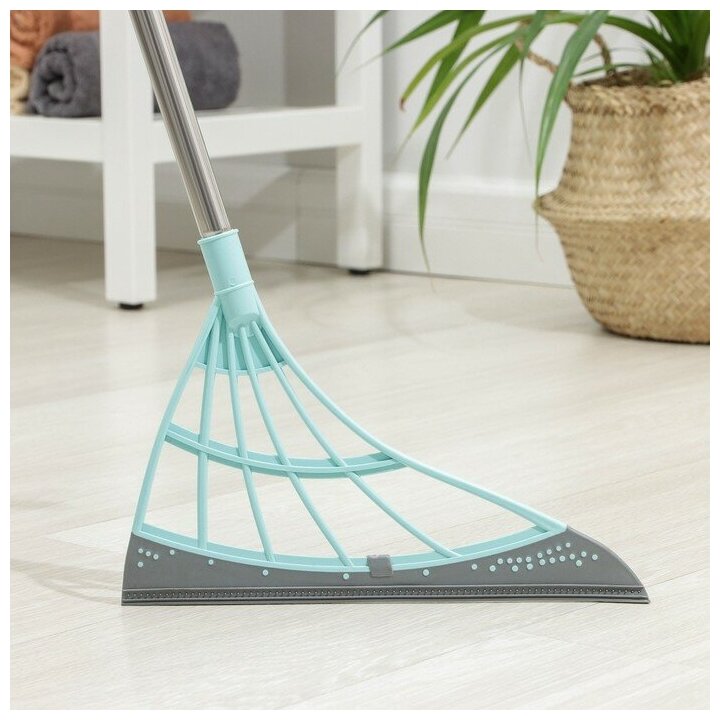 фото Водосгон с черенком из нержавеющей стали Доляна, 100×31 см