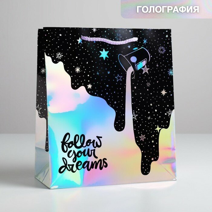 Дарите Счастье Пакет подарочный голографический, упаковка, Follow your dreams, 23 х 27 х 11,5 см