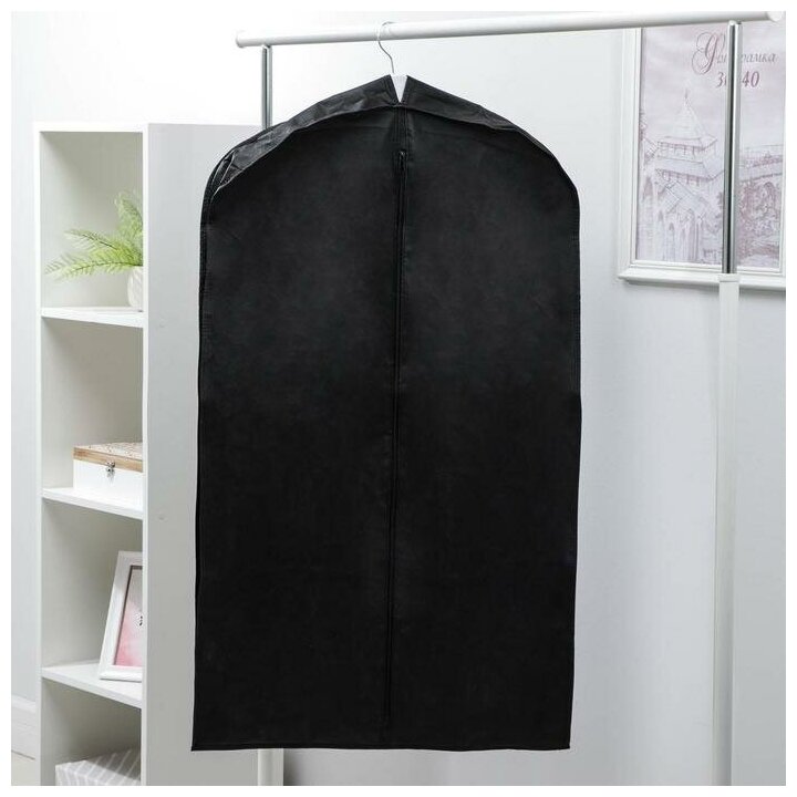 Moon Land Чехол для одежды зимний, 100×60×10 см, спанбонд, цвет чёрный - фотография № 1