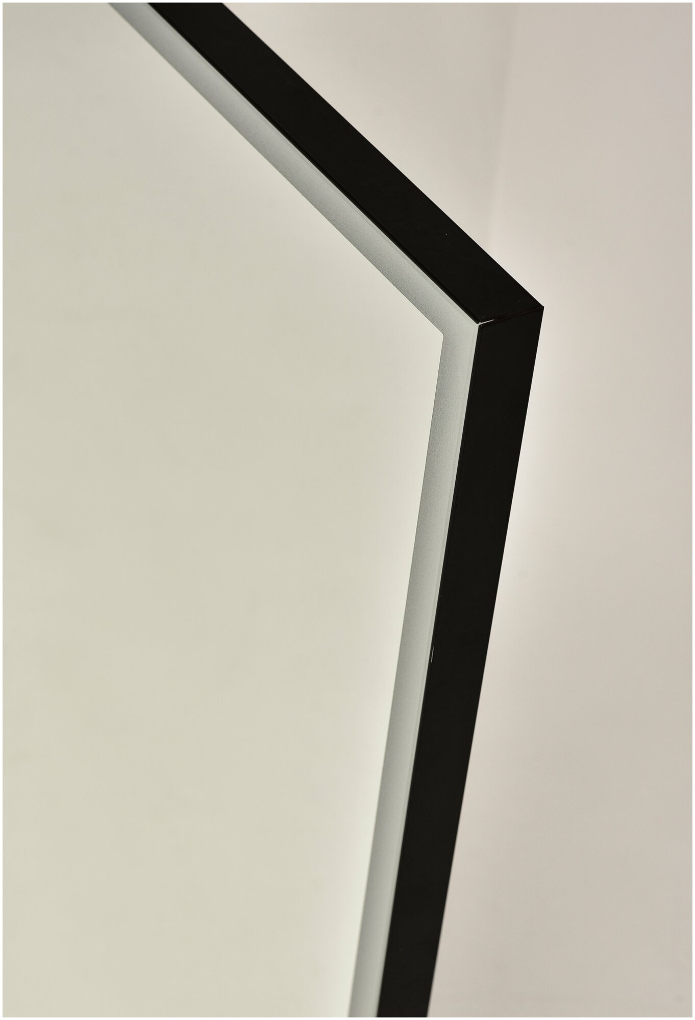 Зеркало SINTESI ARMADIO BLACK 120 с LED-подсветкой 1200x700 - фотография № 7