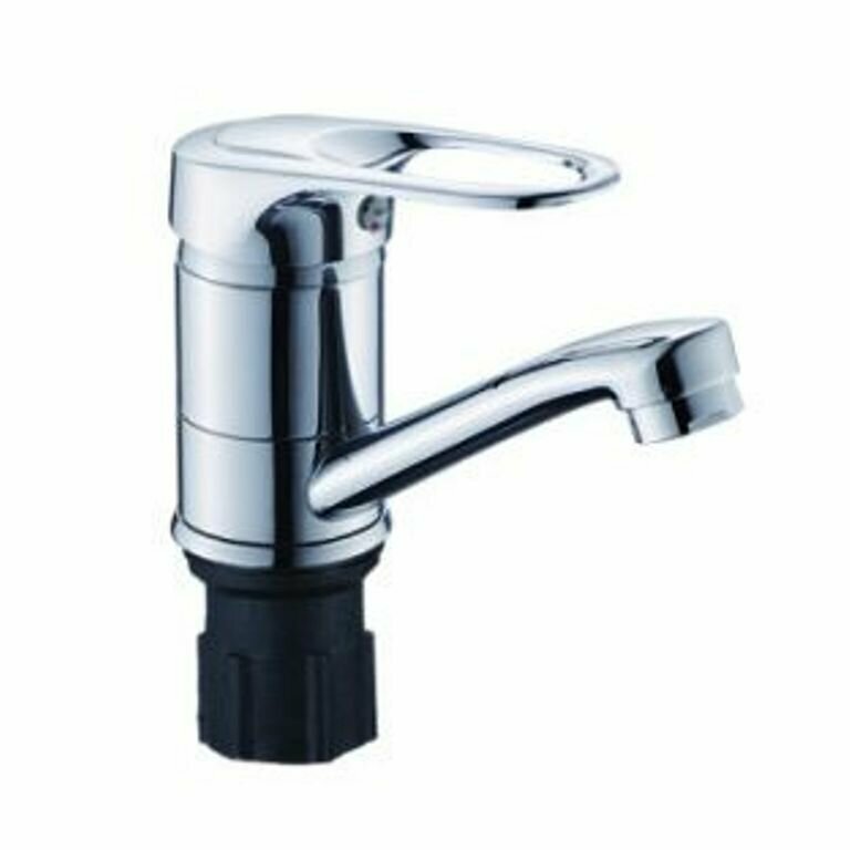 B45-025 Смеситель для кухни короткий нос на гайке