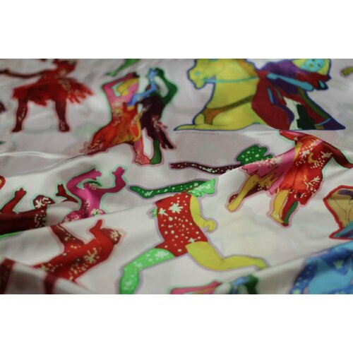 Ткань подклад с ярким рисунком