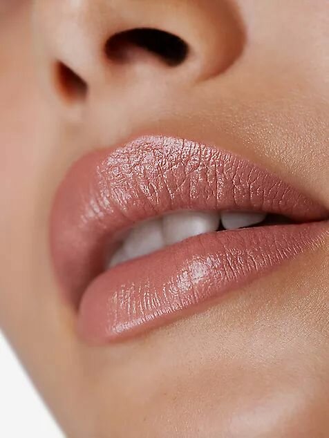 Губная помада — фото 1