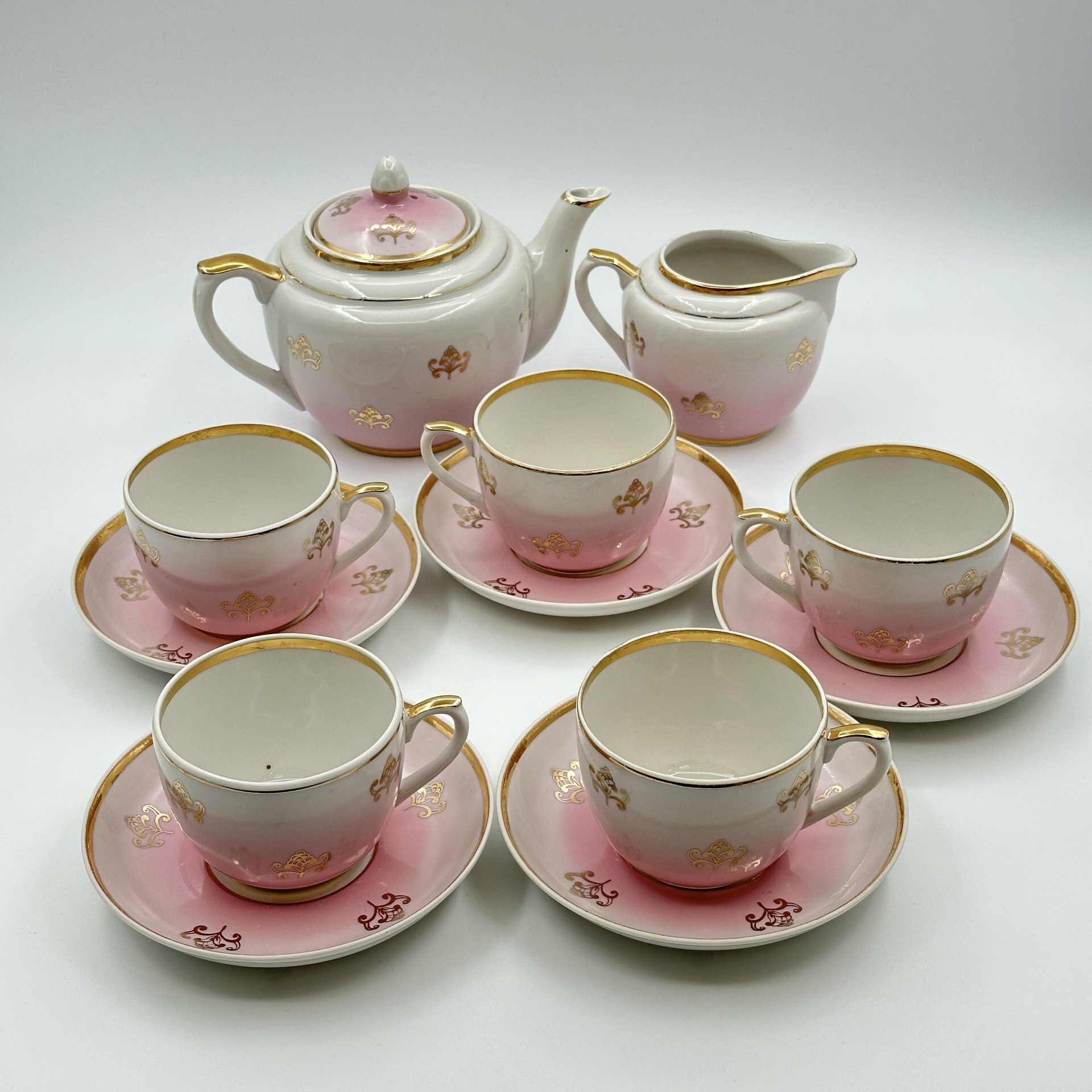 фото Сервиз чайный "Золотой вензель" на 5 персон (12 предметов), фарфор, аэрограф