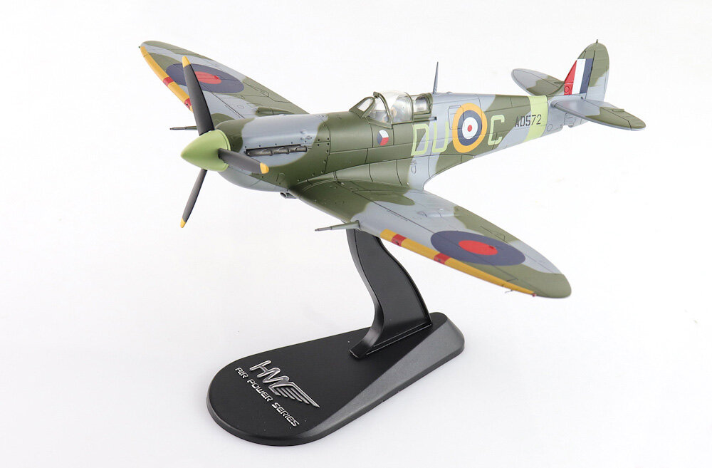 Hobby Master Модель самолета Supermarine Spitfire Mk. Vb