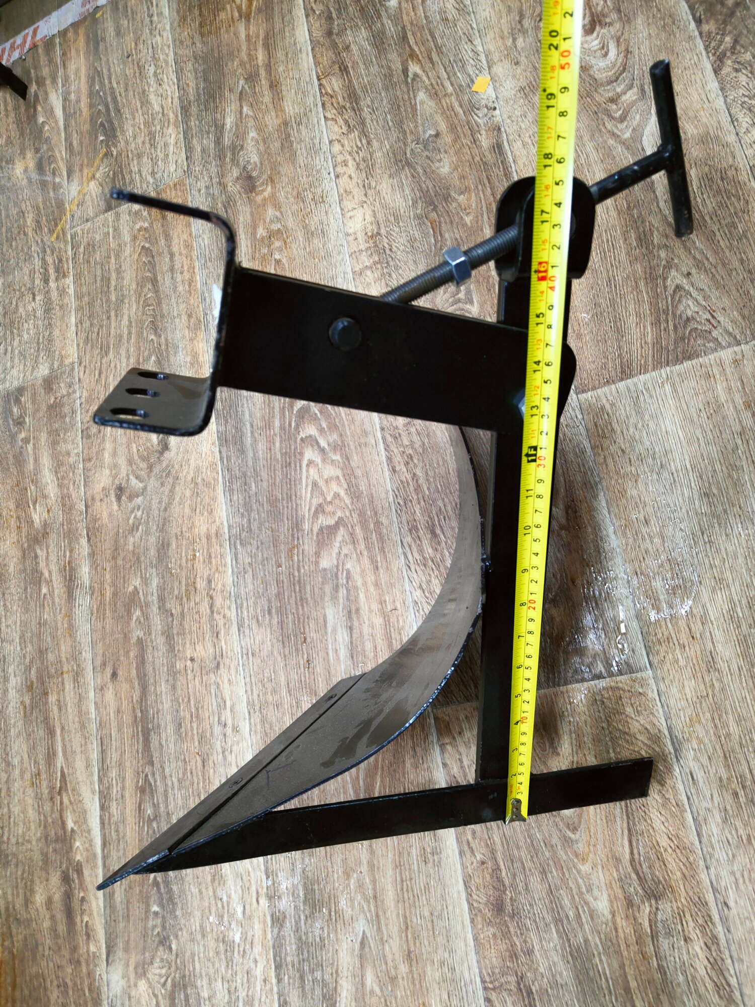 Плуг средний, стойка 10*500мм, ширина захвата 200мм, со сцепкой — фото 1