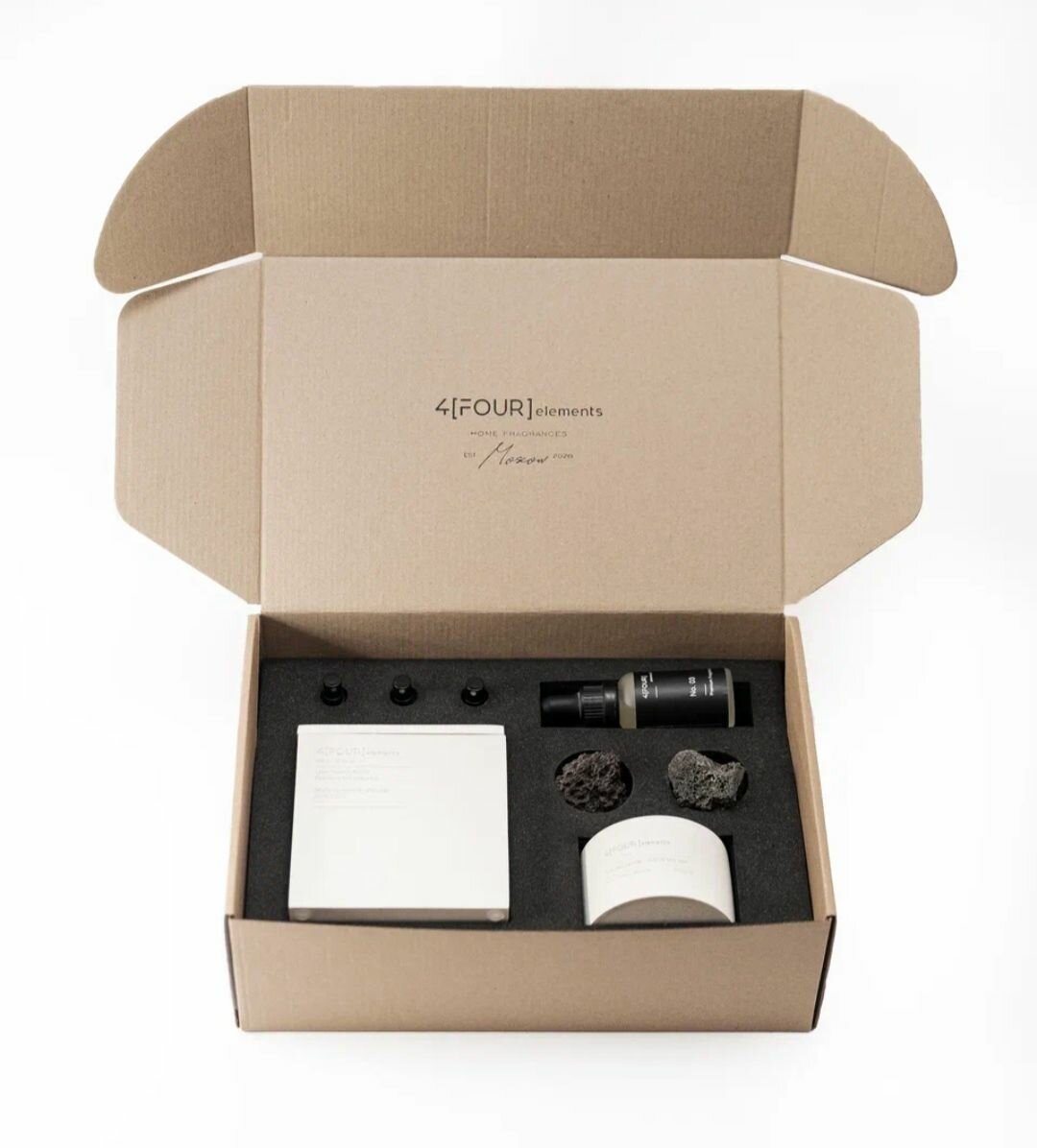 Ароматический набор Set  Свеча mini  диффузор LAVA  1 флакон с ароматом  пробники  буклеты и фирменная упаковка  