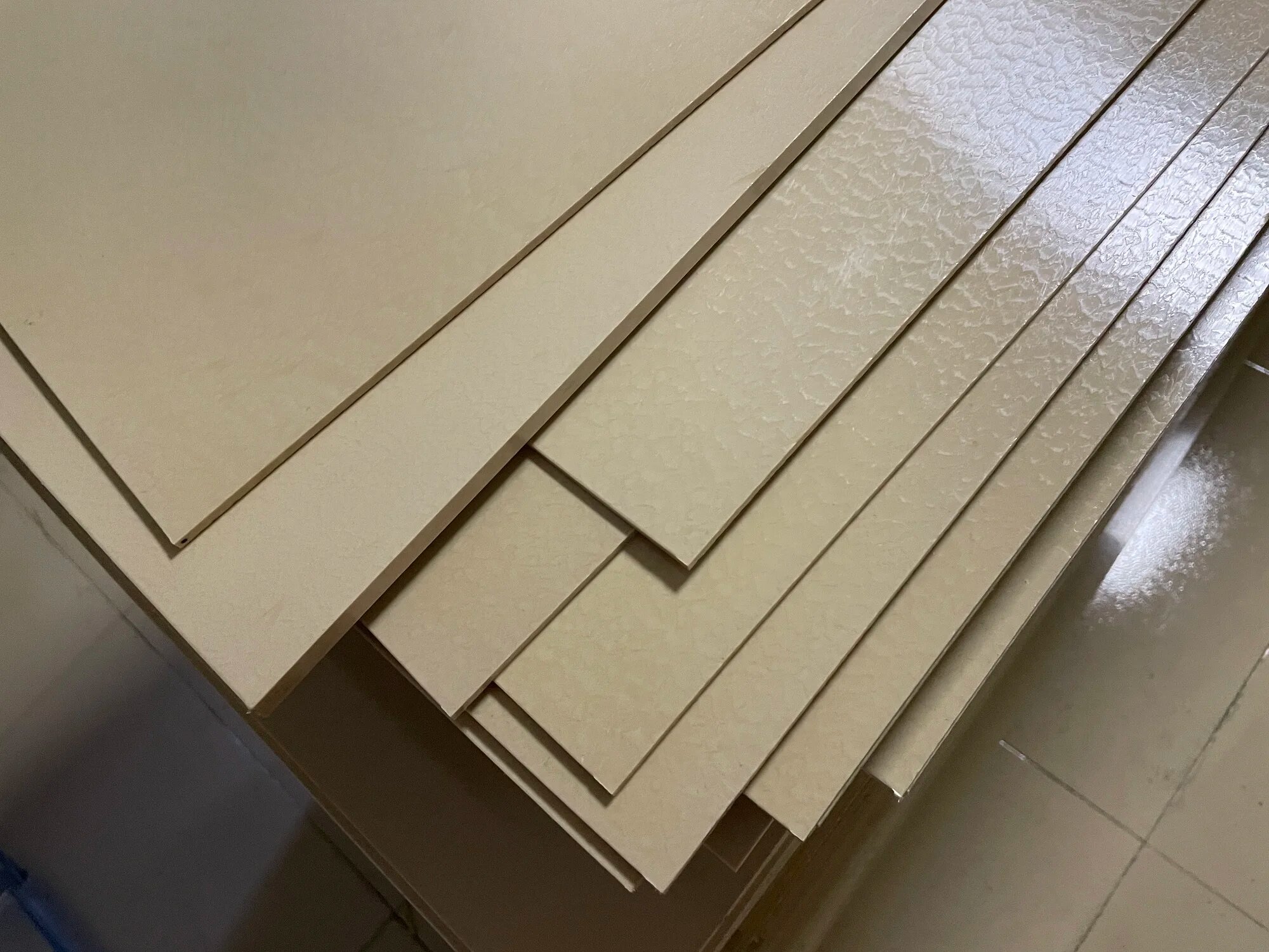 Лист ПEEK бежевый 3/5/10/12/15 мм 150x150mm 12mm Thickness