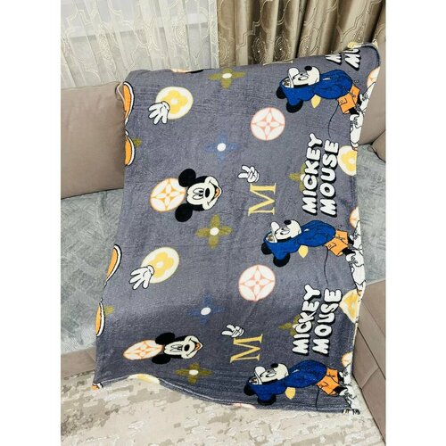 Плед флисовый 150х200 на 1,5 сп кровать и диван пушистый