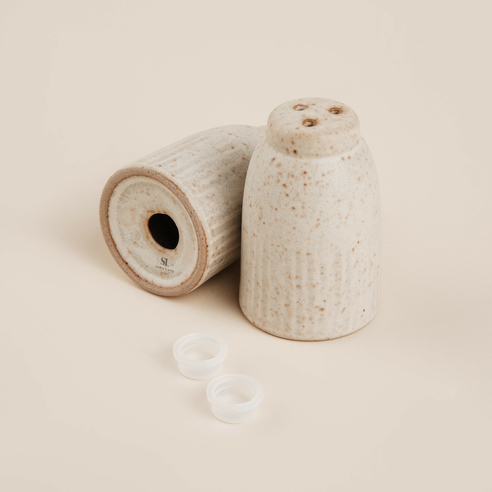 Набор для специй керамический SL Home «Виенто», 2 предмета: солонка 80 мл, перечница 80 мл, цвет бежевый — фото 1