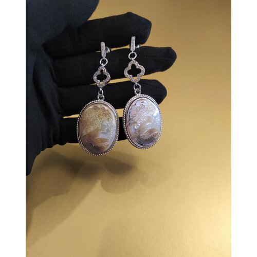 Серьги с подвесками CoolStone, перламутр, циркон, размер 90 мм, белый, розовый