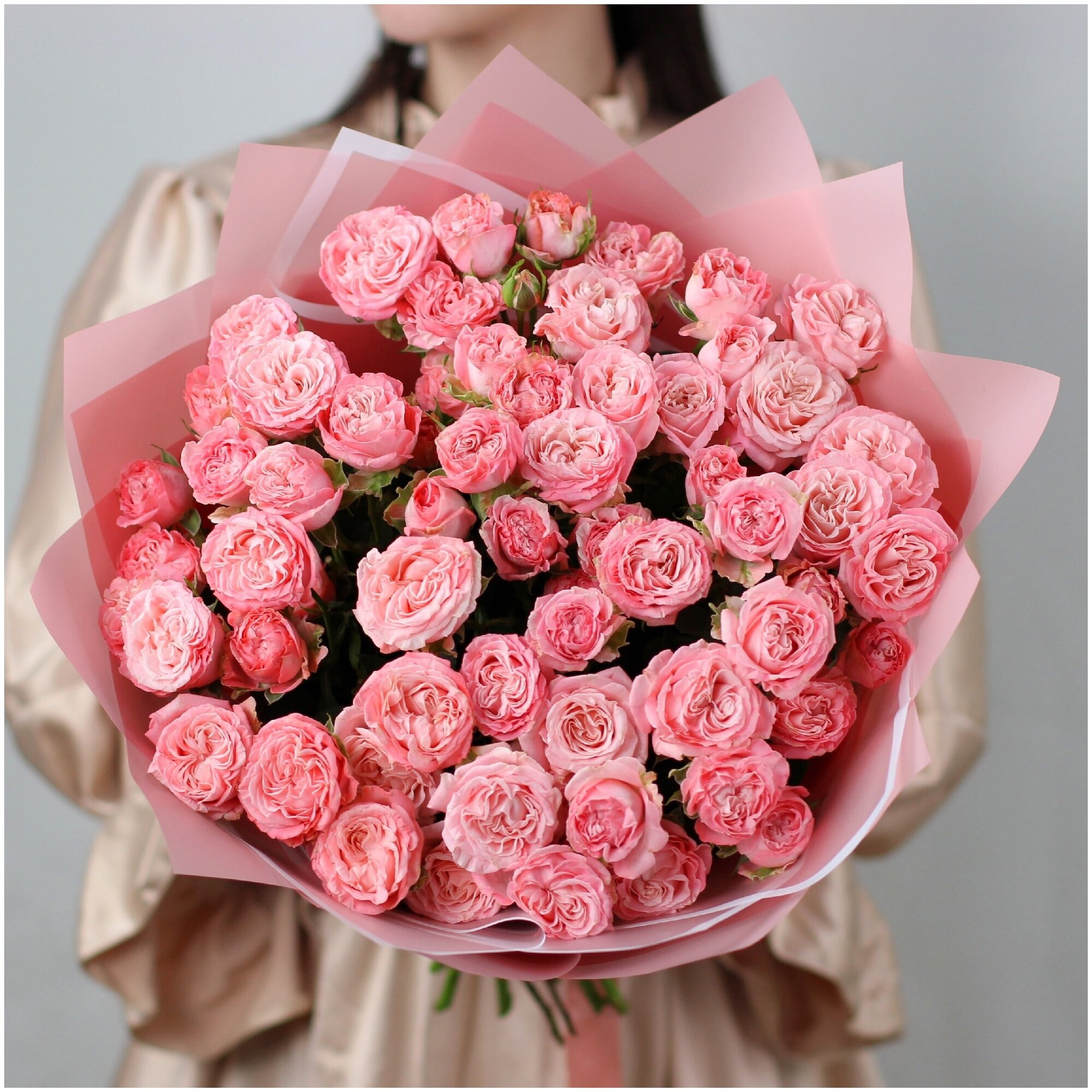 15 кустовых пионовидных роз Мадам бомбастик. Букет 196 Kimbirly Flowers