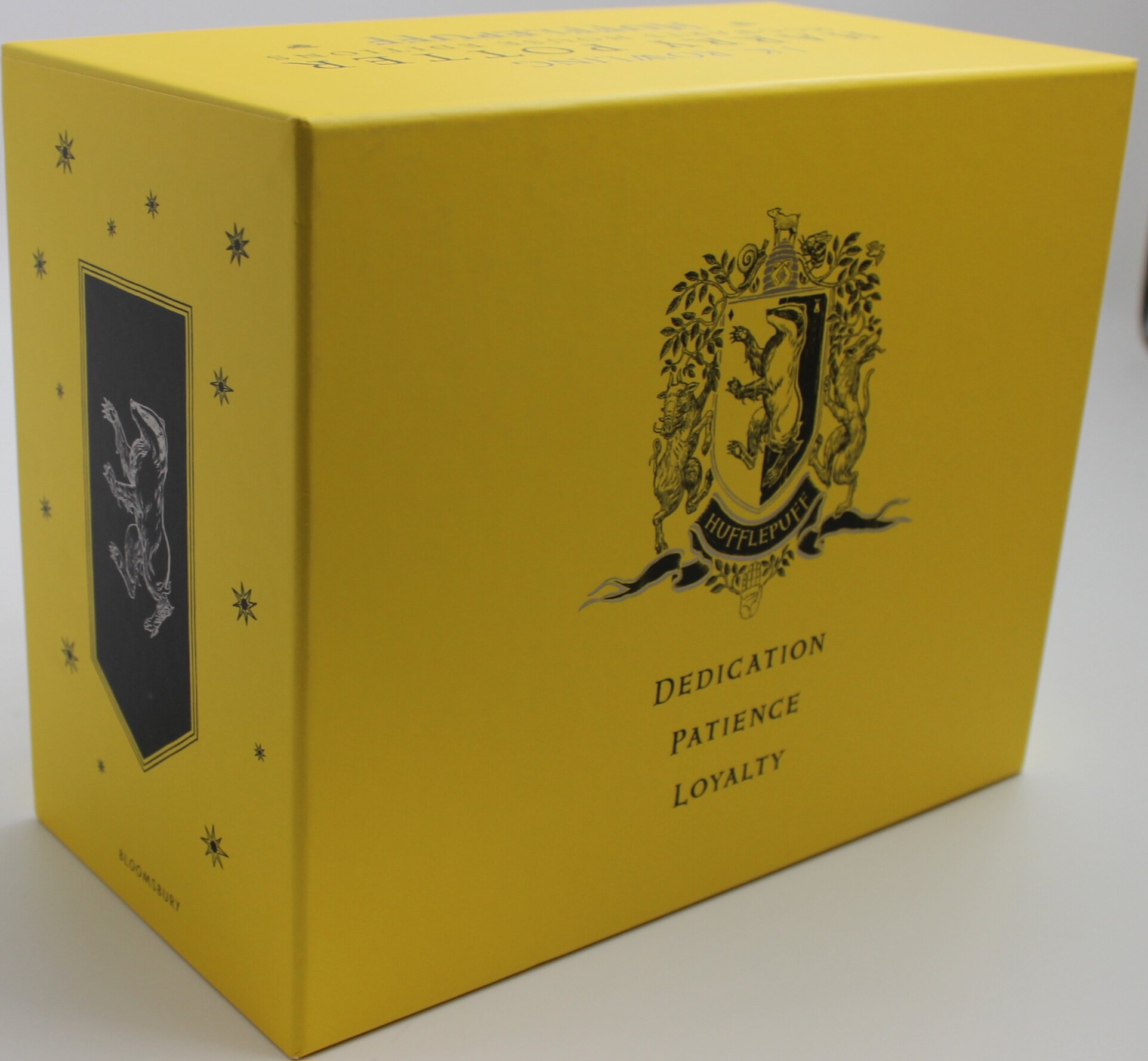 Harry Potter Hufflepuff House Editions Paperback Box Set комплект из 7 книг - фото №15