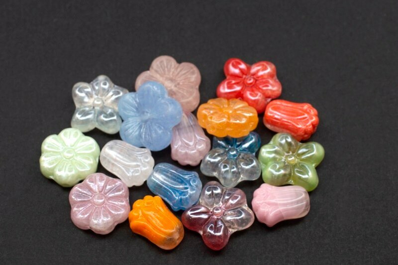 Бусины микс №021 Preciosa, ассорти цветов, стеклянные, 25г (около 34шт)