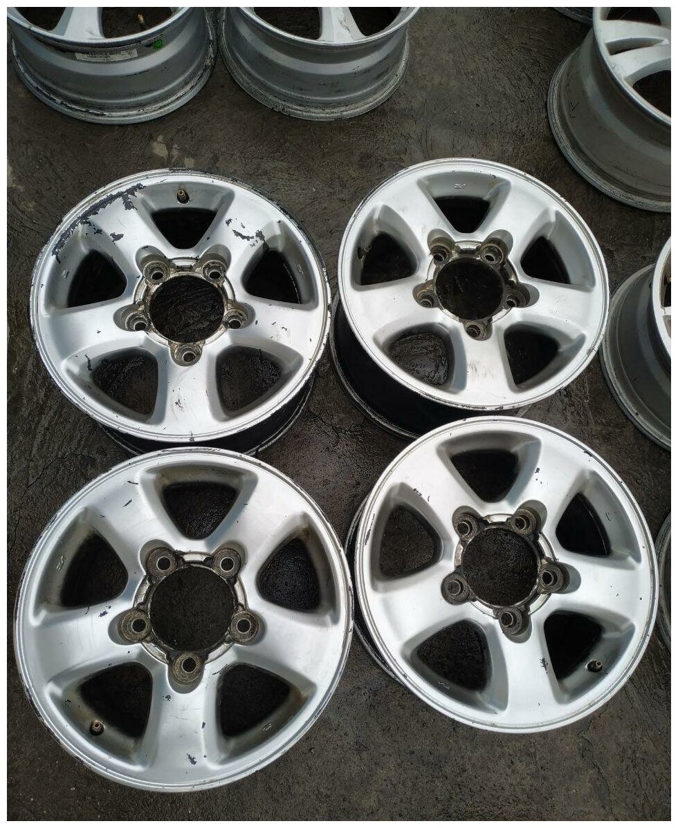 Колесные диски Replica 8xR16/5x150 110.1 Серебристый (Реплика)