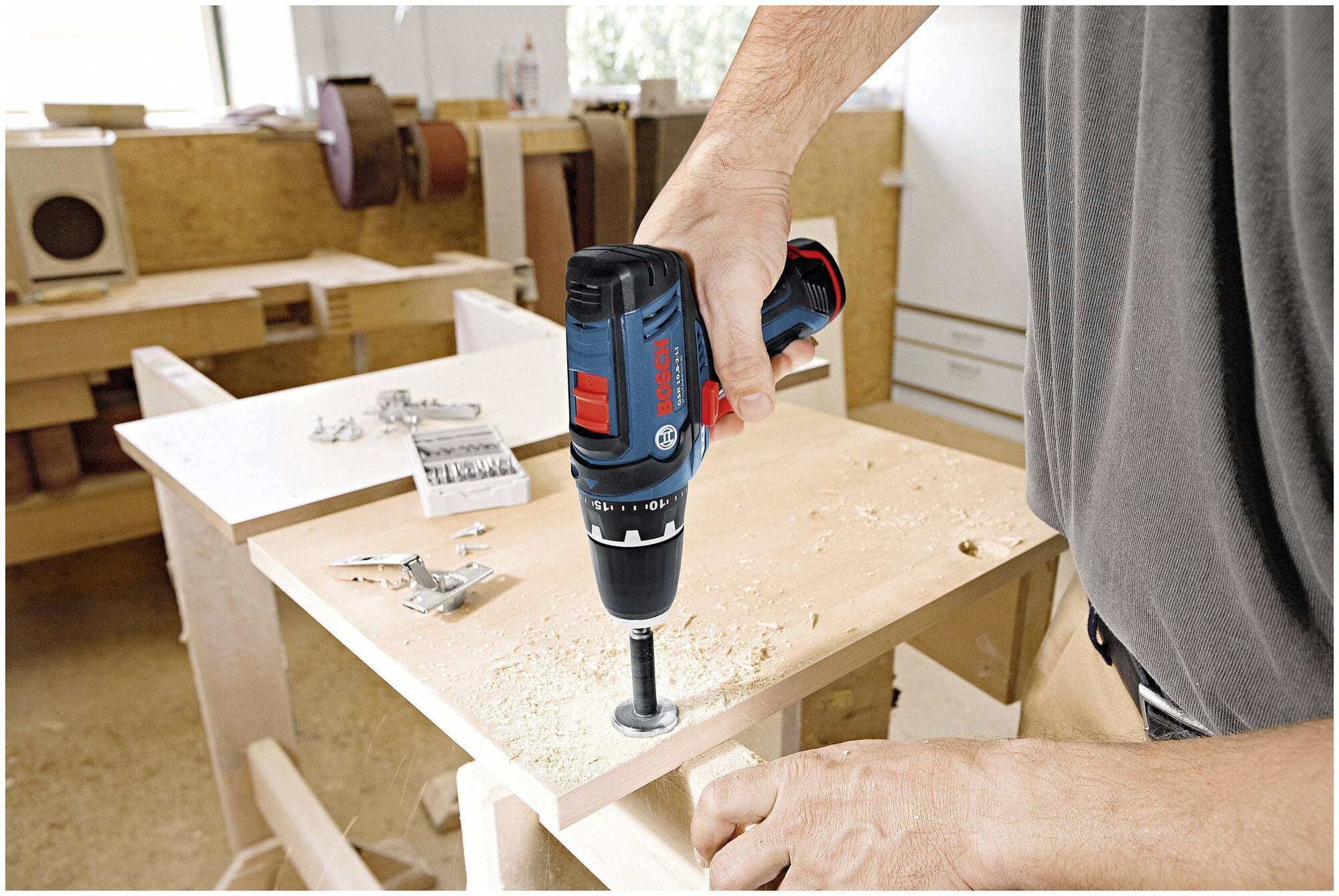 Дрель-шуруповерт Bosch GSR 12V-35 Lboxx 06019H8002 . - фотография № 9