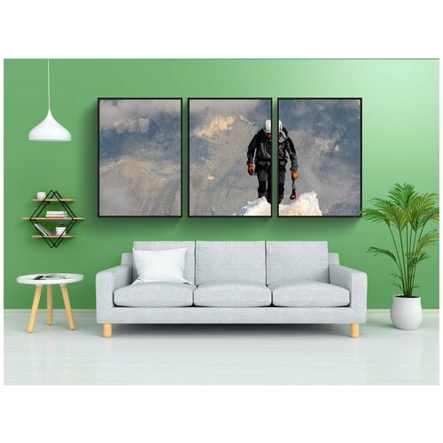 фото Набор модулных постеров для интерьера "альпинист, гора, пик" 60x90 см. в тубусе, без рамки lotsprints