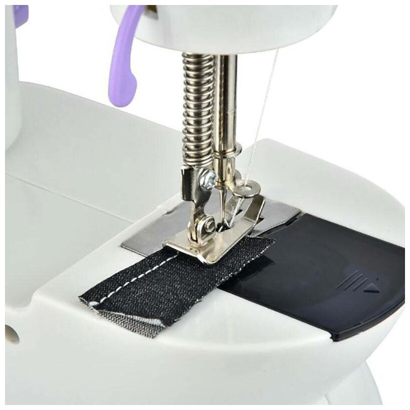 Швейная машинка портативная Mini Sewing Machine SM202A — купить в