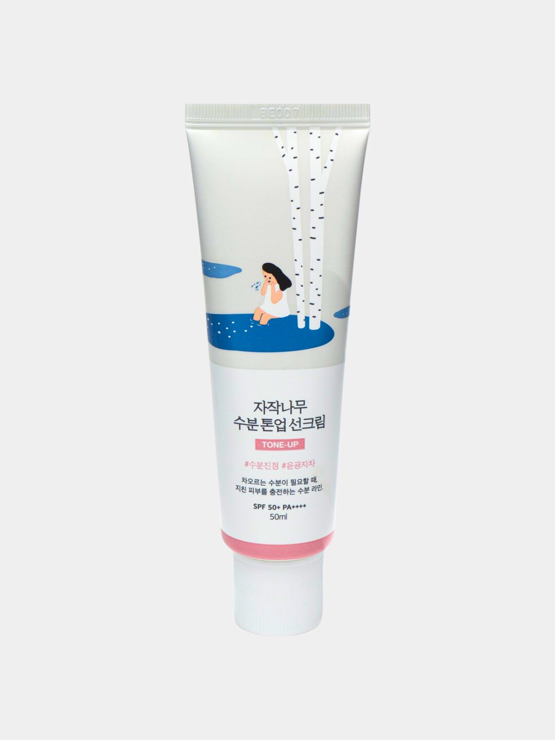 Тонирующий SPF крем с березовым соком Round Lab Birch Juice Moisturizing Tone-Up Sunscreen SPF50+ PA++++, 50мл — фото 1