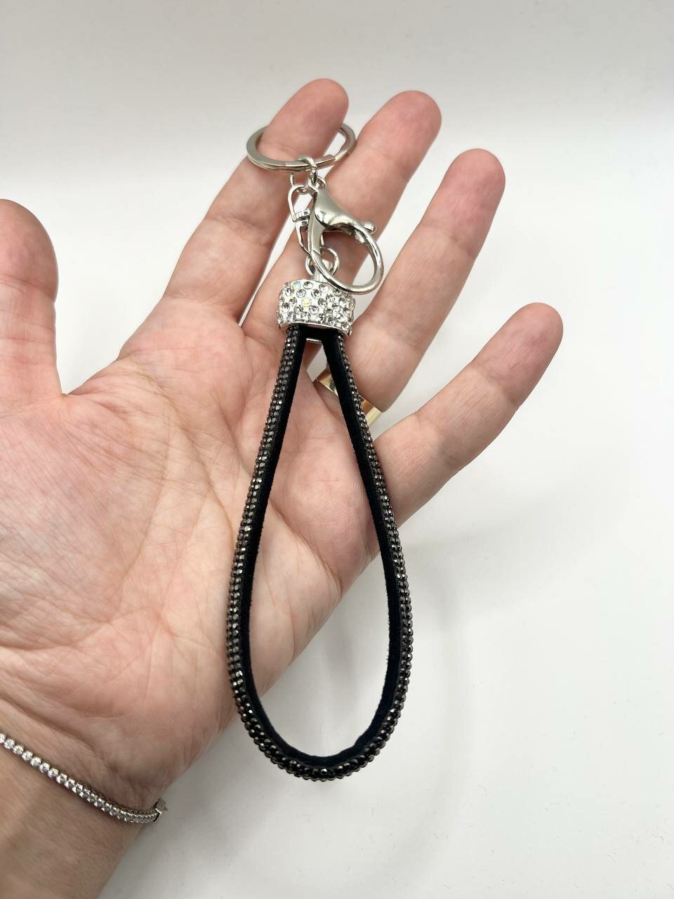 Брелок, 01 black