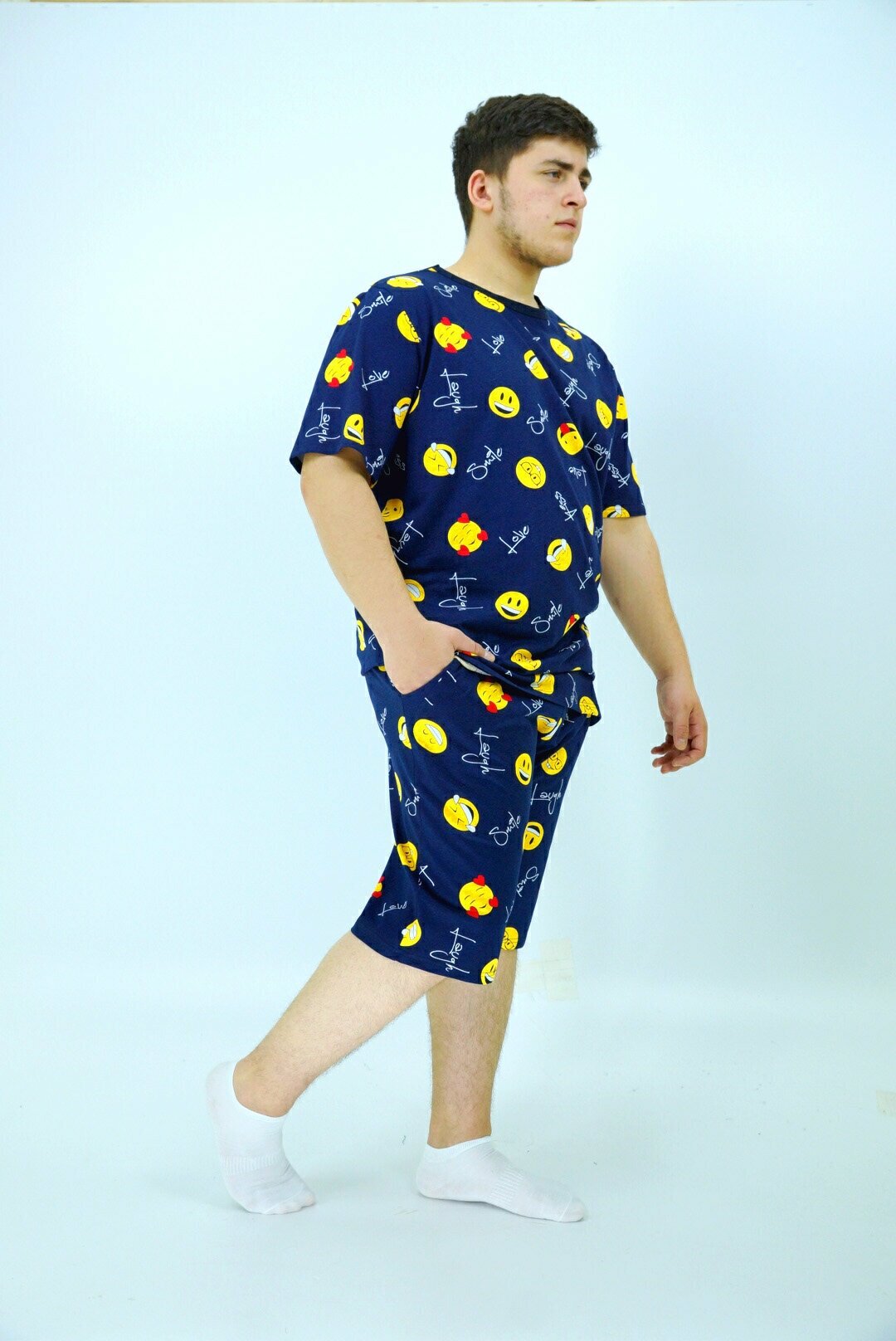 Мужская пижама, мужской пижамный комплект ARISTARHOV, Футболка + Шорты, Смайлик, желтый синий, размер 62 - фотография № 9