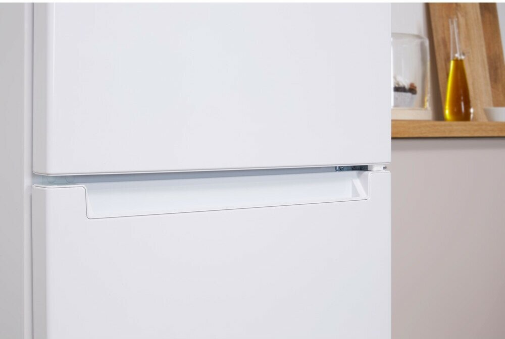 Холодильник Indesit - фото №8