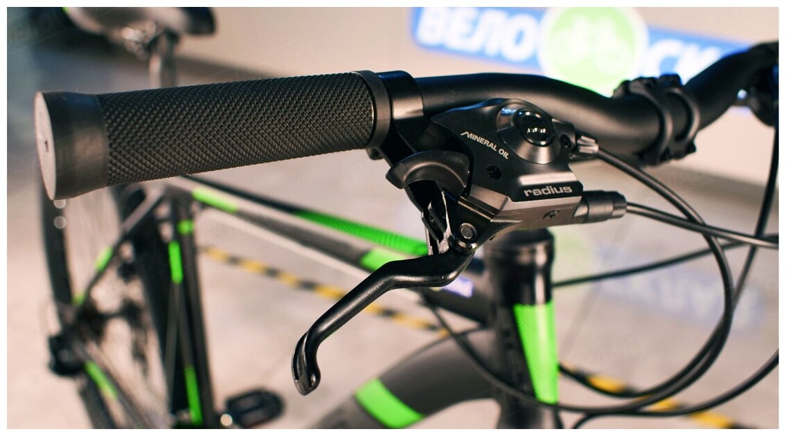 Горный (MTB) велосипед STELS Navigator 900 D 29 F010 (2020) серебристый .