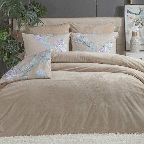 Комплект постельного белья KAZANOV.A Жаклин миндаль (хлопок-велюр), семейный