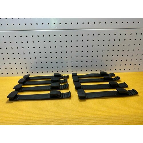 Застежка резиновая крепления крыла (комплект 8 штук) ДАФ 85 95 105ХФ Daf 85 95 105 XF