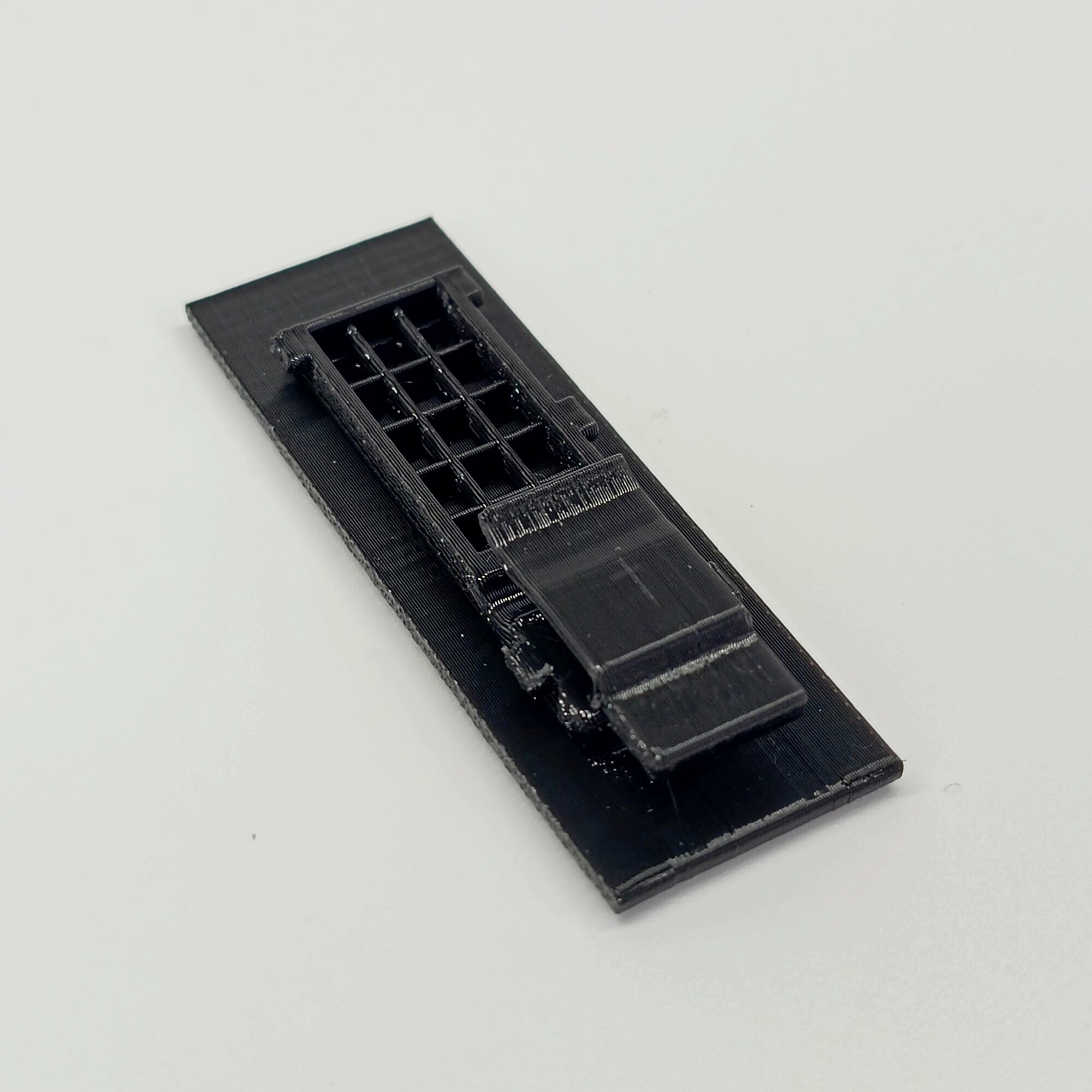 Защелка рейлингов для Kia Ceed, Hyundai I30 — фото 1