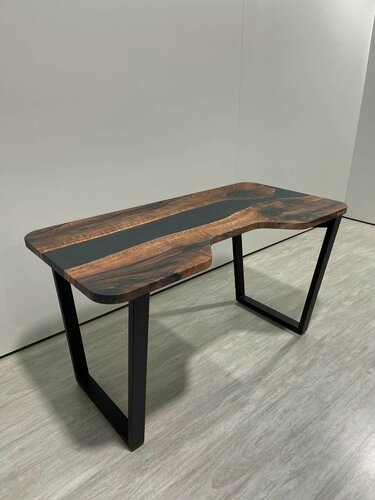 Изображение товара Стол письменный компьютерный игровой с вырезом THETABLE•RU 3.26/140х70 см, высотой 77 см