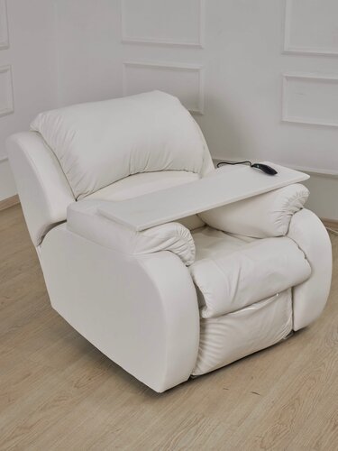 Изображение товара Кресло-реклайнер LiyonMebel, на электроприводе, экокожа, белый, с мягкими подлокотниками, 92х110х90 см