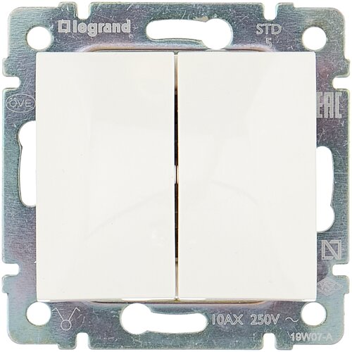 Выключатель Legrand 774405 Valena, 10 А двухклавишный выключатель legrand 782302