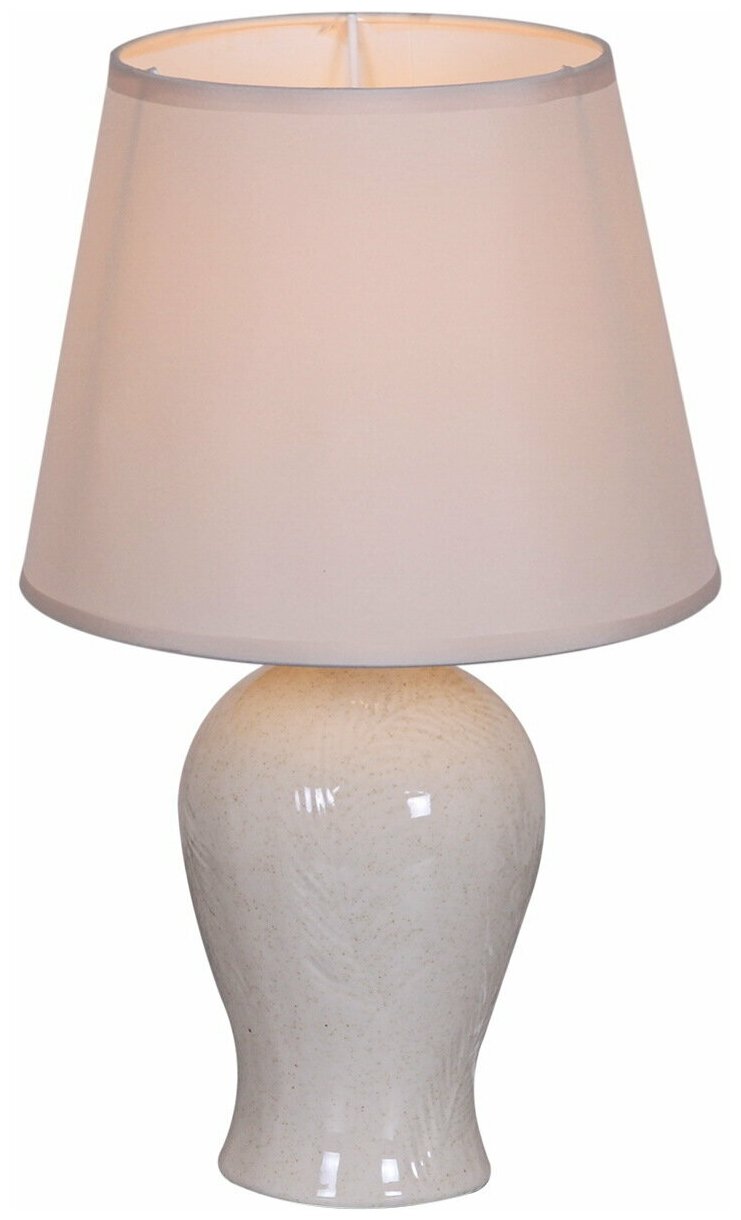 Настольная лампа с абажуром Reluce E14 001