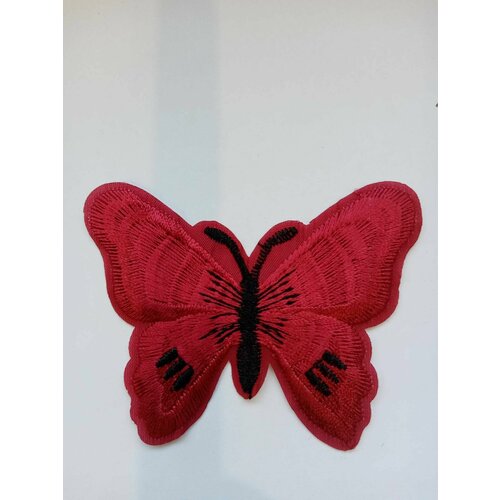 Термоаппликация, нашивка на одежду*Бабочка* (7см. х6см)бордового цвета