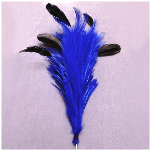 Перья курицы в виде кисточки с вставкой черных маленьких перышек 20-25 см, синее, 1 штука, для украшения одежды, для создания элементов интерьера перья кисточки слова