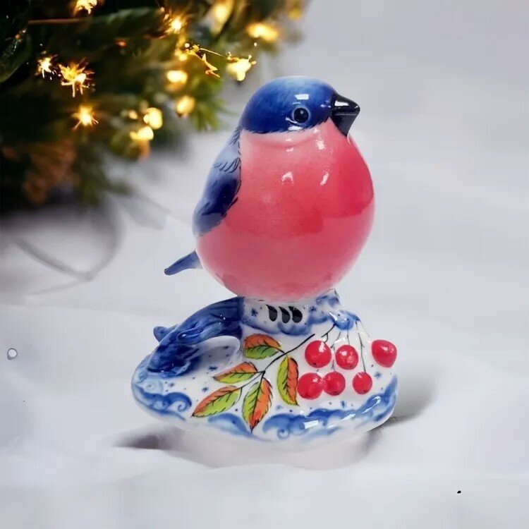 фото Фарфоровая статуэтка интерьерная "Снегирь " 12х8х12,5 см гжель фарфор ручная работа